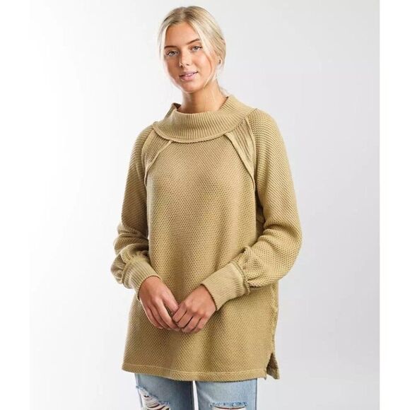 We The Free Shes A Keeper Sweater  Size Small (runs big) - Picture 1 of 14